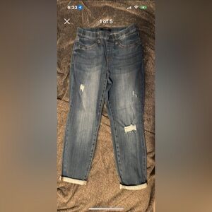 Pull-on Judy Blue crop jeans